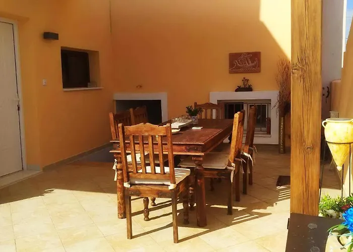 Ellora Suite