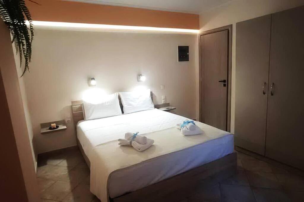 Apartment Ellora Salamis